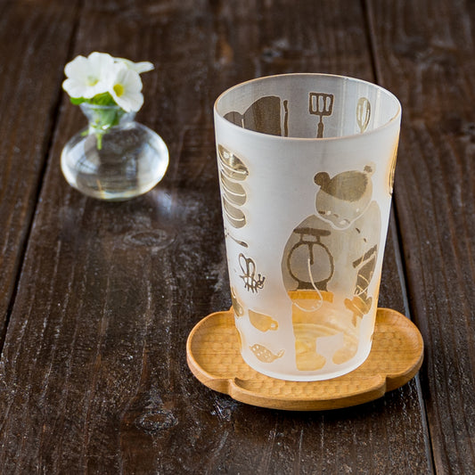 テーブルを可愛く彩ってくれるワタナベサラさんのおやつのグラス