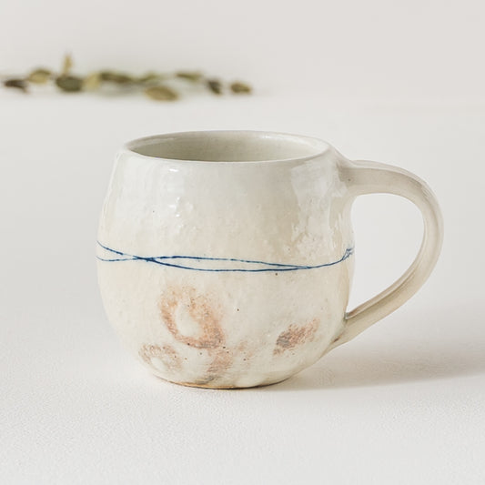 たまごのフォルムが愛らしい古谷製陶所のゴス線のエッグマグ