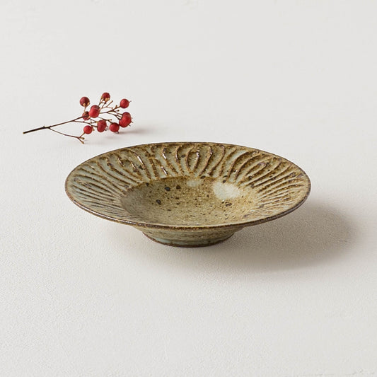 伊藤豊さんの花紋小皿もえぎ