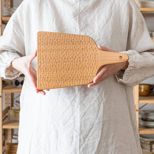 ワインのお供のおつまみトレイにぴったりな木工房玄高塚和則さんのカッティングボード