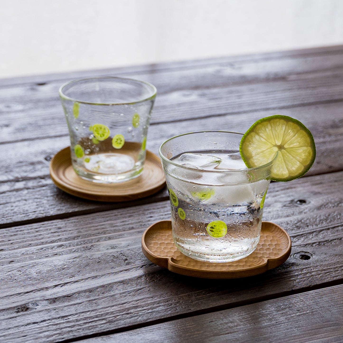 ライムソーダがもっと美味しくなる極楽寺がらす工房のライム柄フルーツグラス