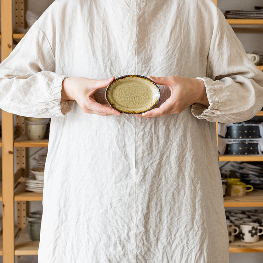 食卓を素敵に彩ってくれるツキゾエハルさん皮鯨オーバル豆皿