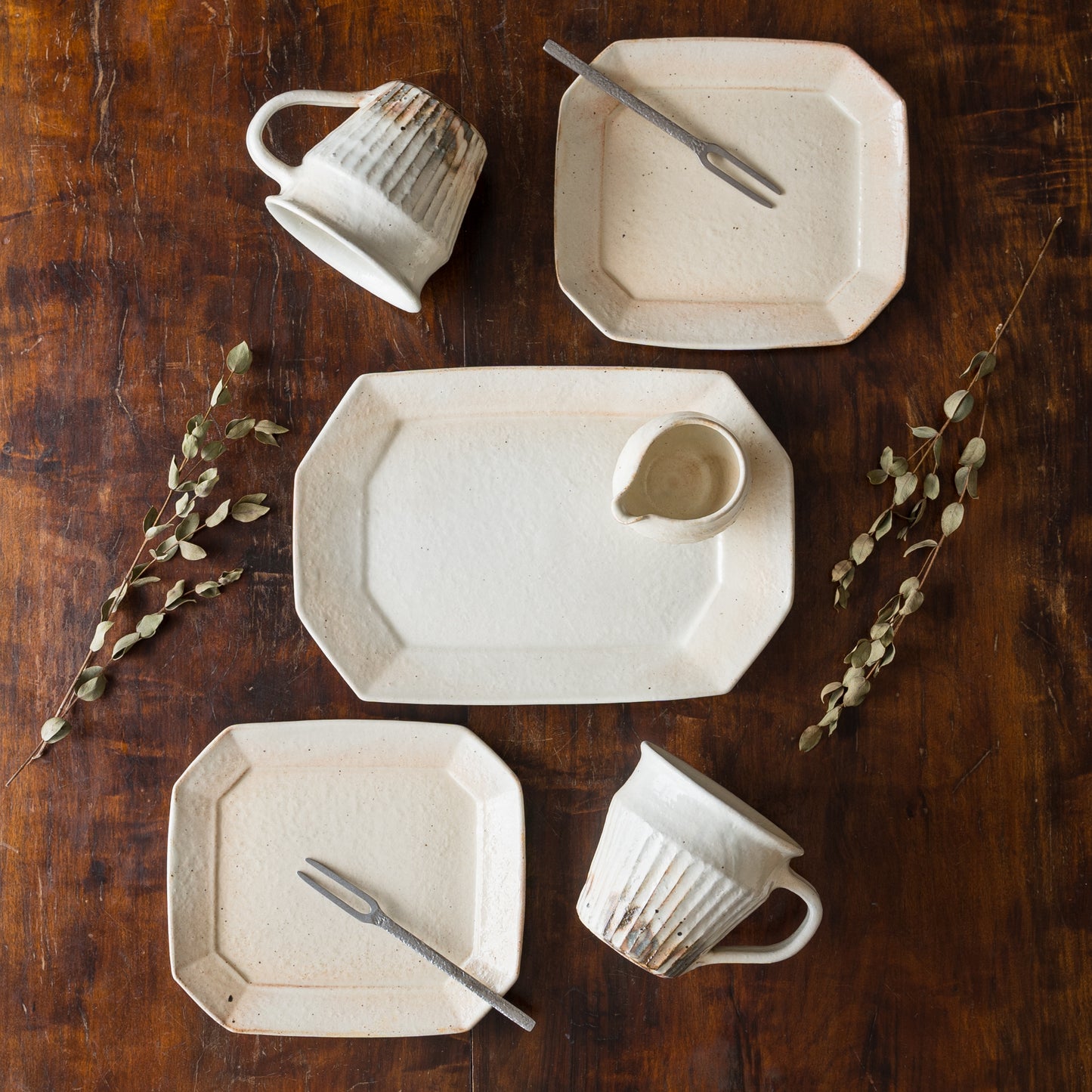 おうち時間を豊かにしてくれる古谷製陶所の粉引きうつわ