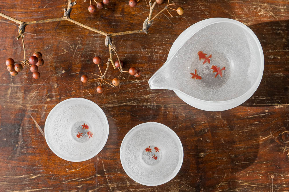 極楽寺がらす工房の冬の晩酌タイムが楽しみになる雪代金魚片口とぐい吞み