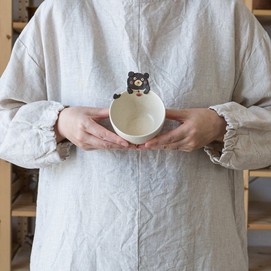 手びねりのぬくもりを感じる山田裕恵さんのヨーグルトカップ