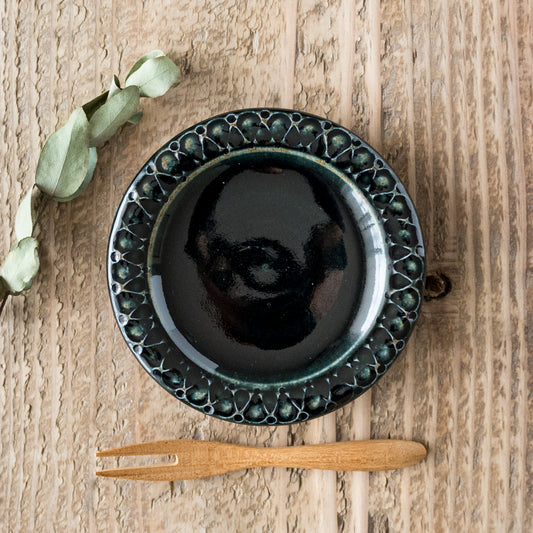 ルリアメ工房の小皿しずく模様紺色釉