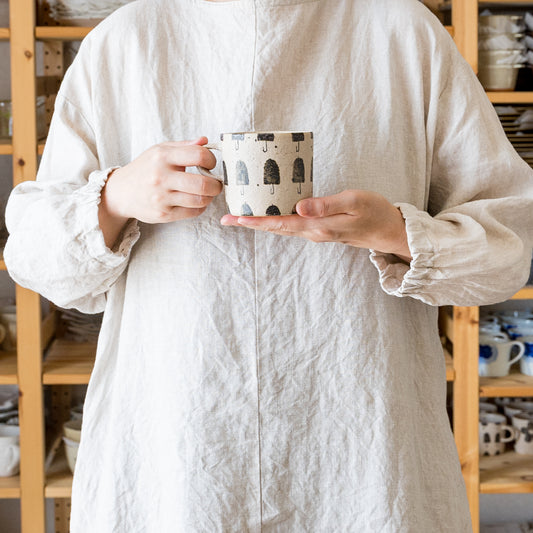 手触りが良くて持ちやすい岡村朝子さんのumbrellaマグ