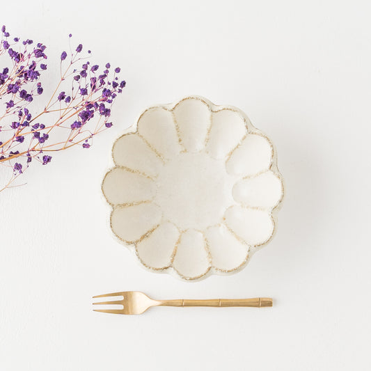 カネコ小兵製陶所の白練リンカボウル