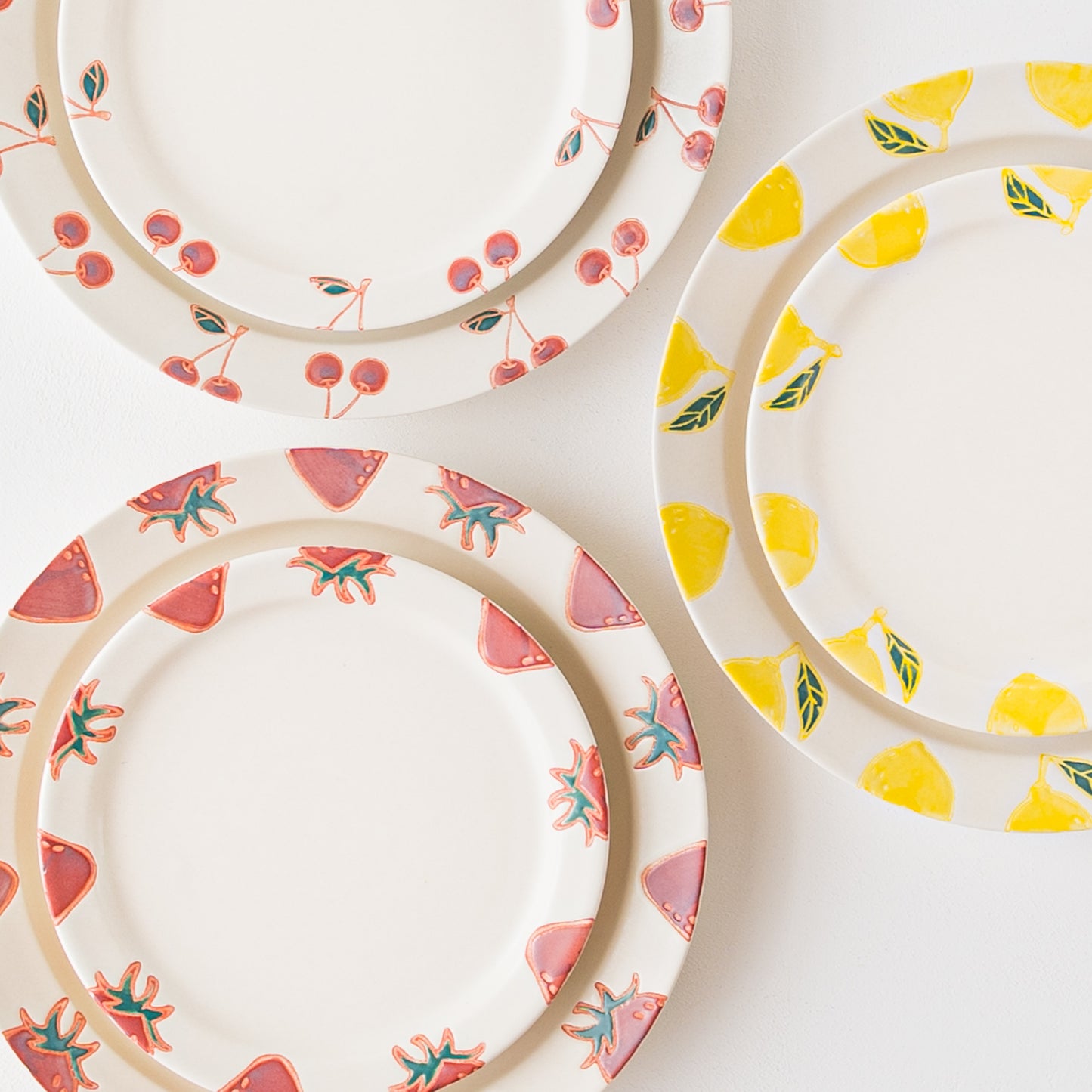 おうち時間を豊かにしてくれるフルーツ柄の波佐見焼