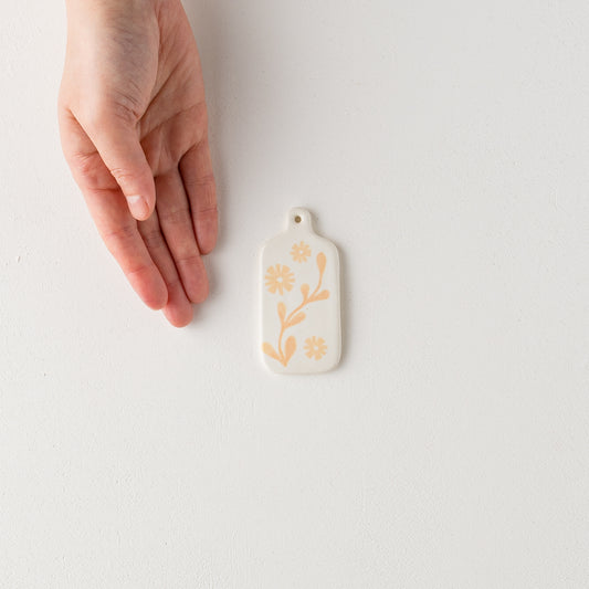 食卓が一気に可愛くなる菊知真由美さんの和紙染めの箸置き