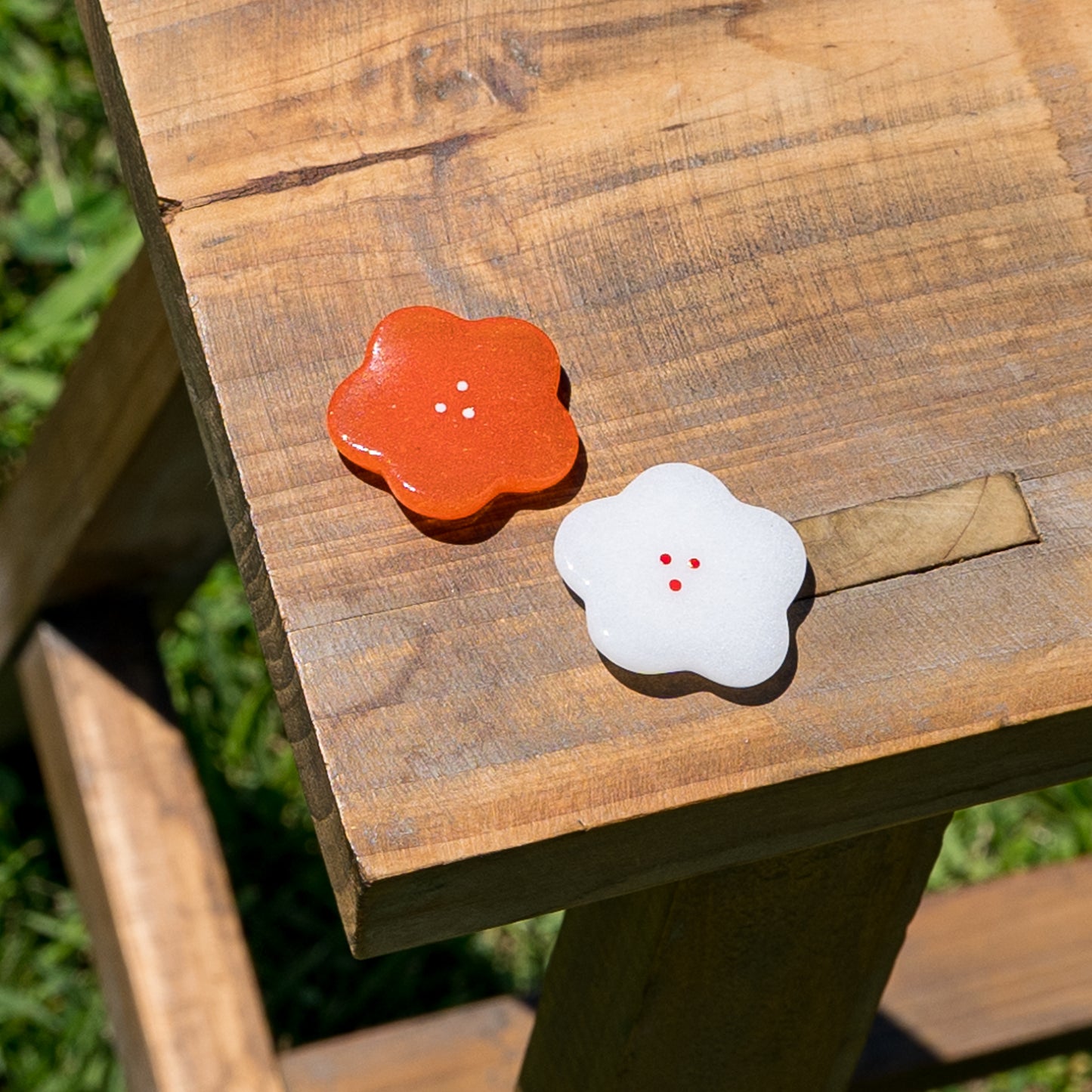Chopstick rest plum red and white set|Haruka Ishizuka