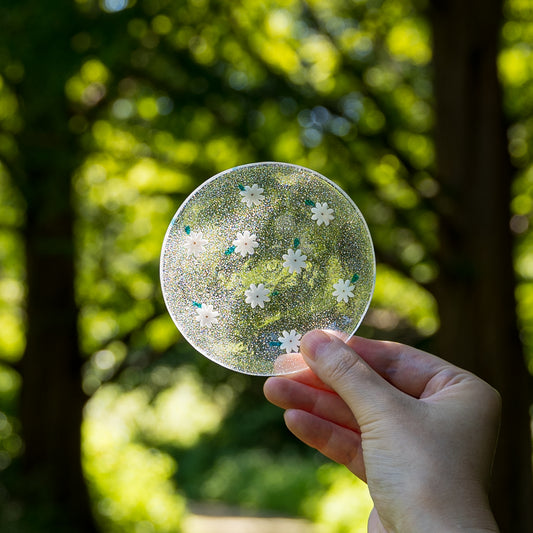おしゃれで可愛い石塚悠さんのお花豆皿