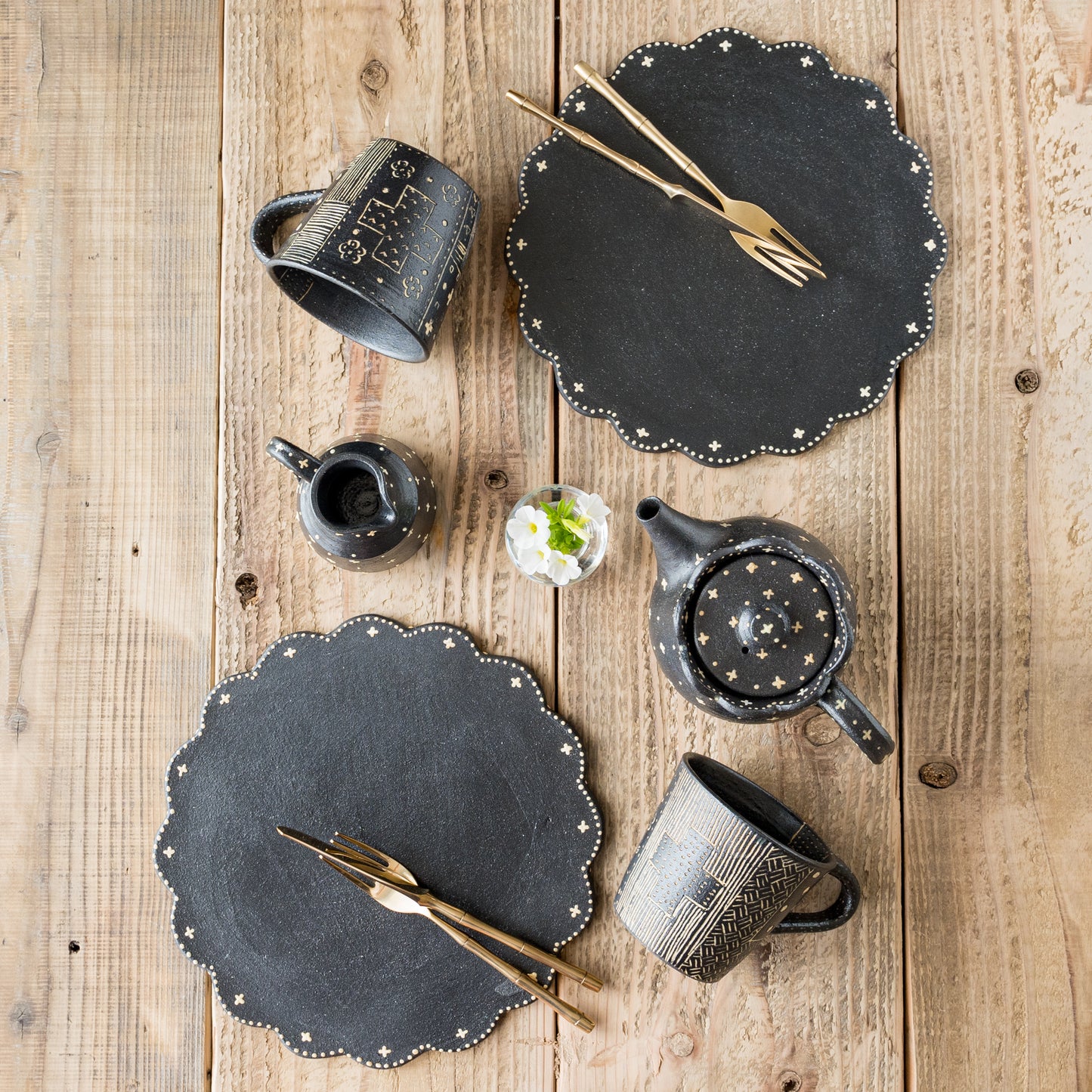 素敵な食事の時間を過ごせる高須愛子さんのうつわ