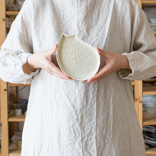 おやつの時間が楽しみになる庄司千晶さんのねこのお皿