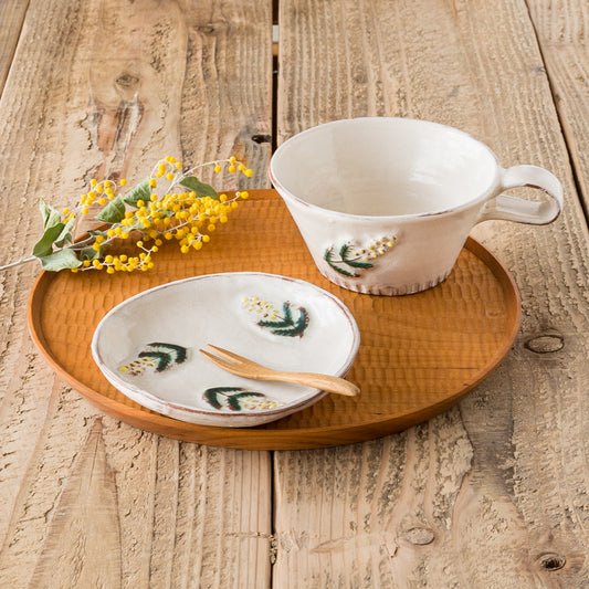 長浜由起子さんのミモザ4寸皿とスープマグカップ