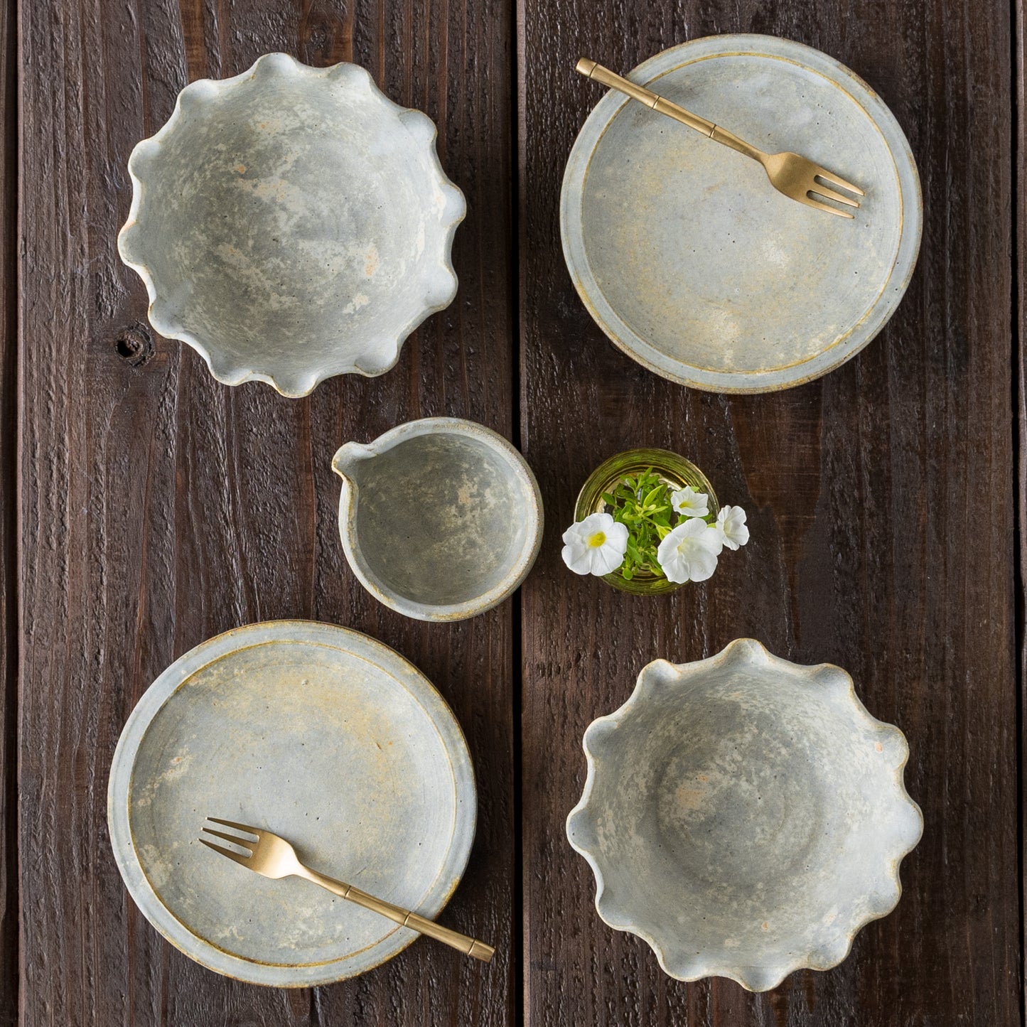 町田裕也さんのあわしろのうつわ