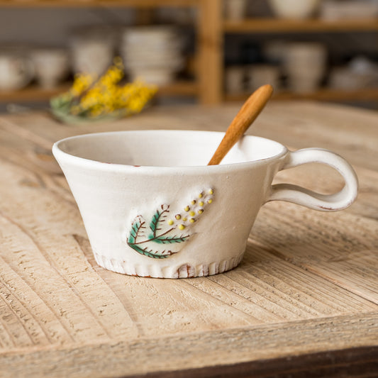 長浜由起子さんのミモザスープマグカップ