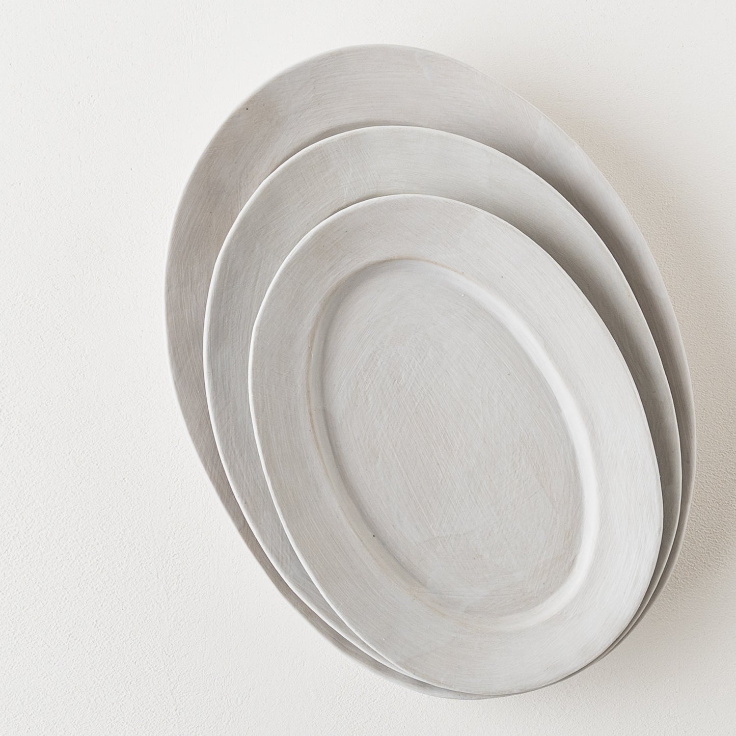 児玉修治さんのオーバルカンヴァス