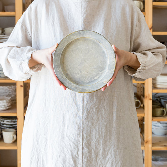 町田裕也さんのあわしろリム皿6寸