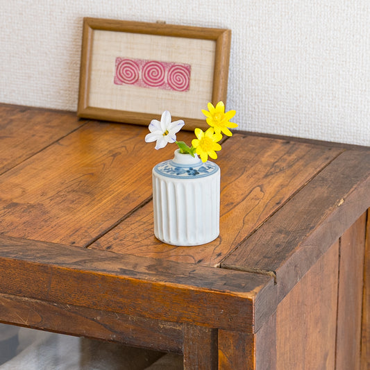 おうちの中で小さな四季を楽しめる田中志保さんの花器