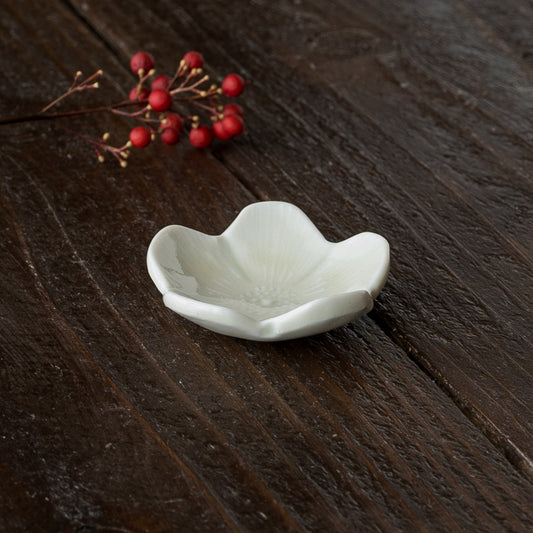 前田麻美さんの灰青釉の芙蓉豆々皿