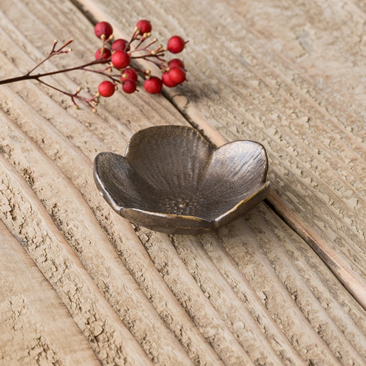前田麻美さんのブロンズ釉の芙蓉豆々皿