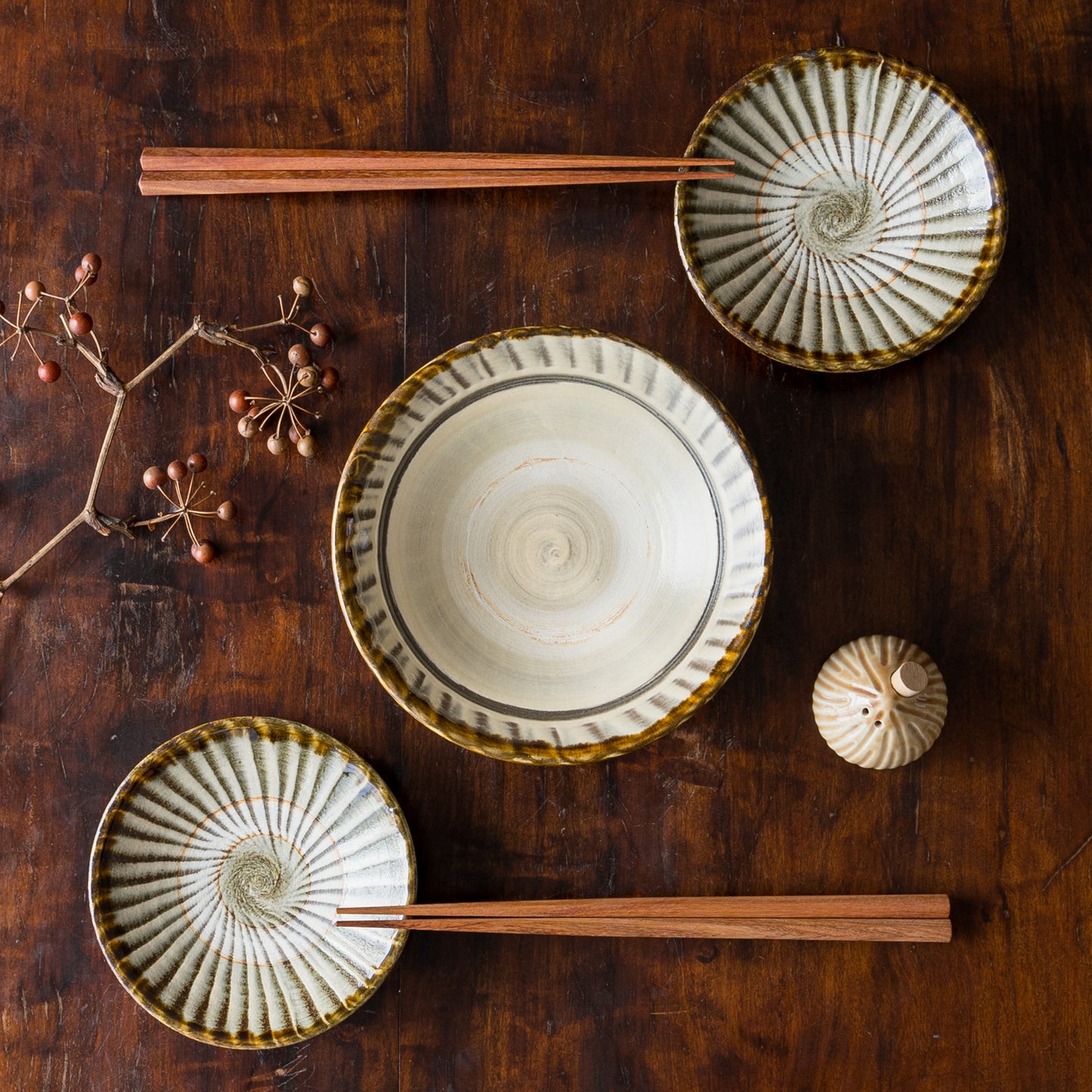 温もりのある食卓になる小鹿田焼坂本庸一窯の器