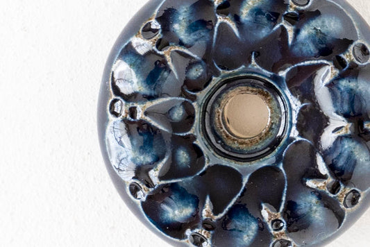 ルリアメ工房のルリ色釉の箸置き