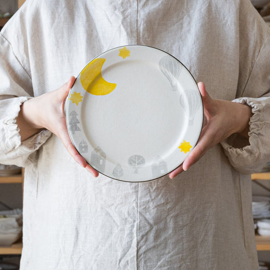 優しい風合いが素敵な安見工房のメルヘン6寸リム皿