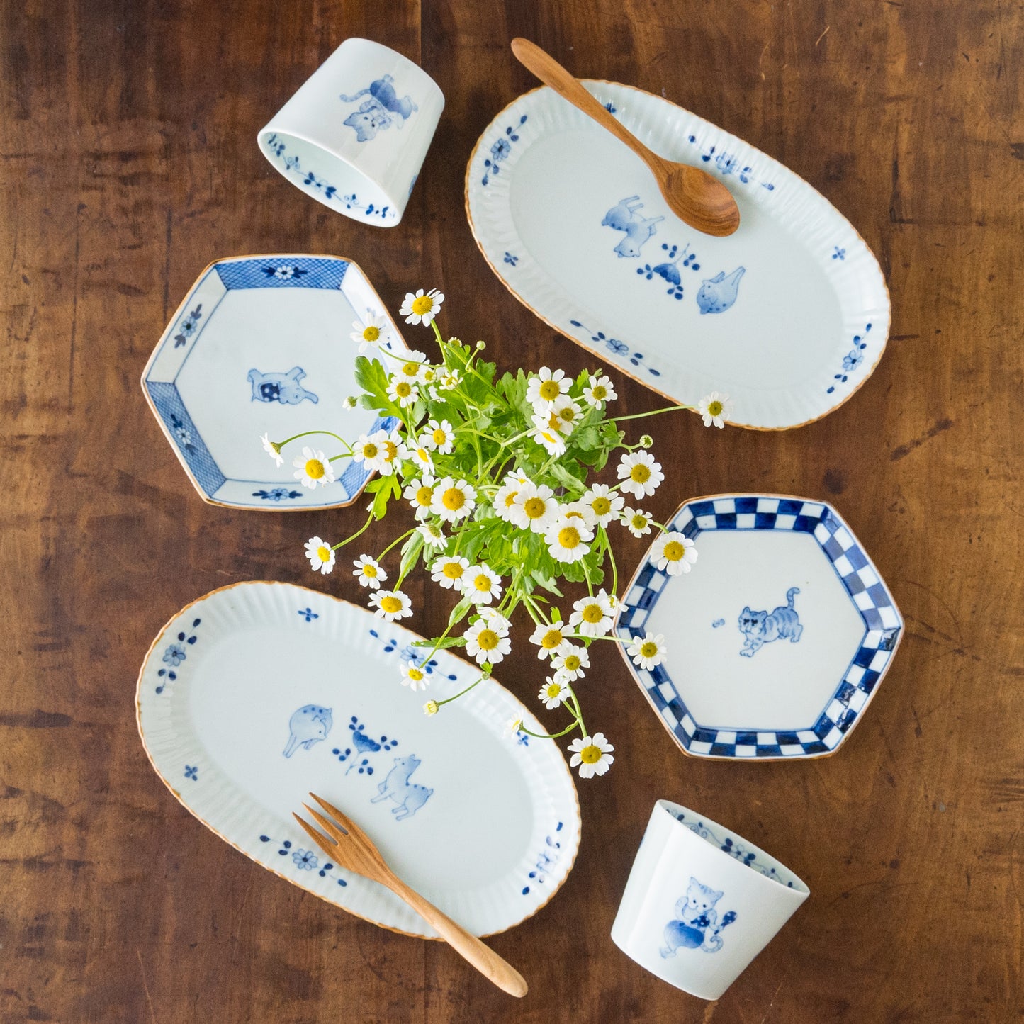 石川理恵さんの染付のうつわ