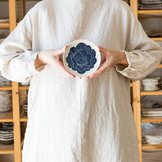 吉村尚子さんのお花のお皿