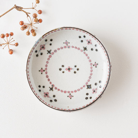 小花文がかわいい陶彩窯の5寸深皿