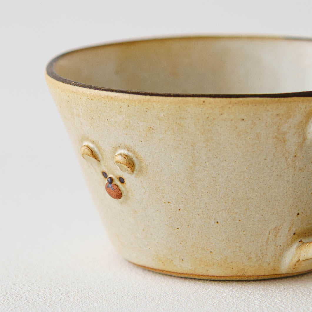 くまさんマグ　白｜アトリエ モノラー