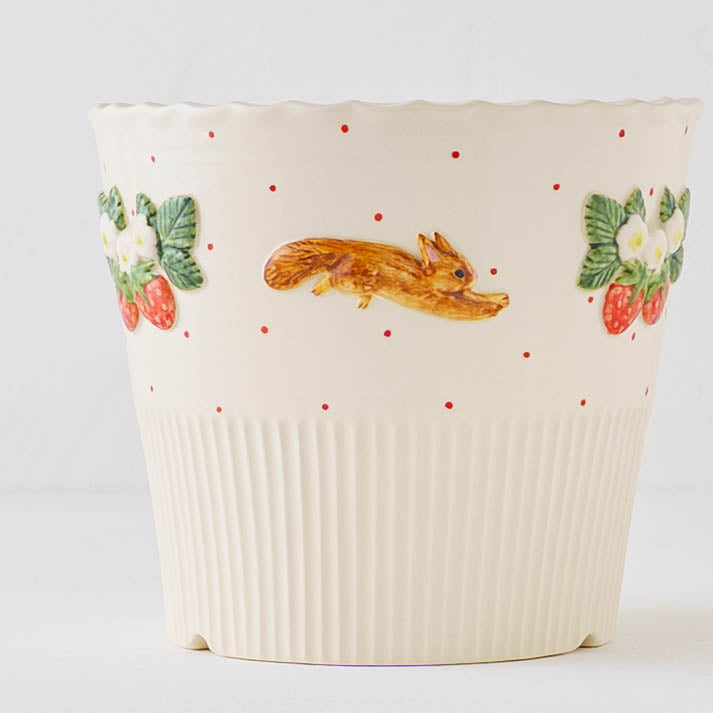 Planter Squirrel Strawberry | Sugar Poppo