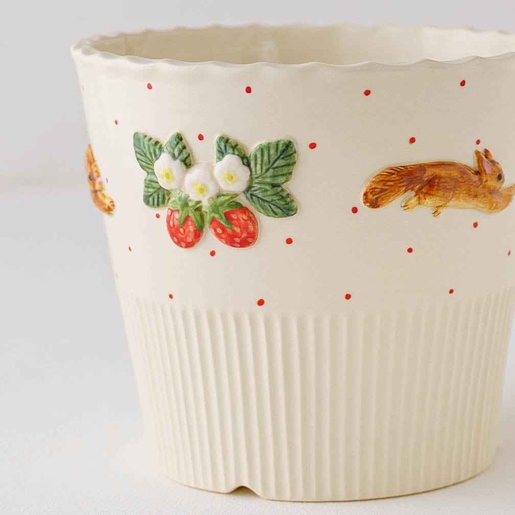 Planter Squirrel Strawberry | Sugar Poppo