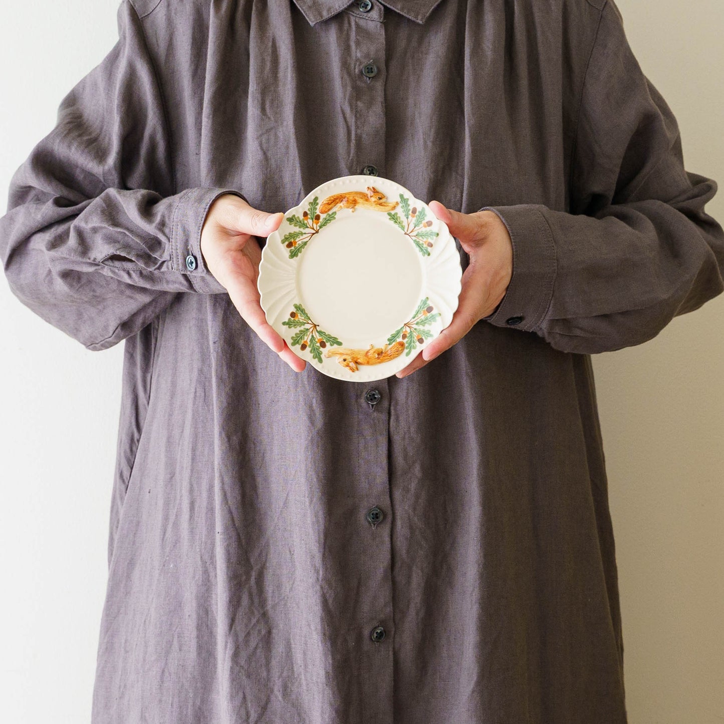 跳ねリスアンティーク小皿｜Sugar Poppo