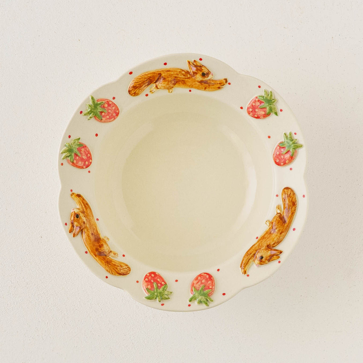 Bowl Hopping Squirrel little Strawberry S | Sugar Poppo