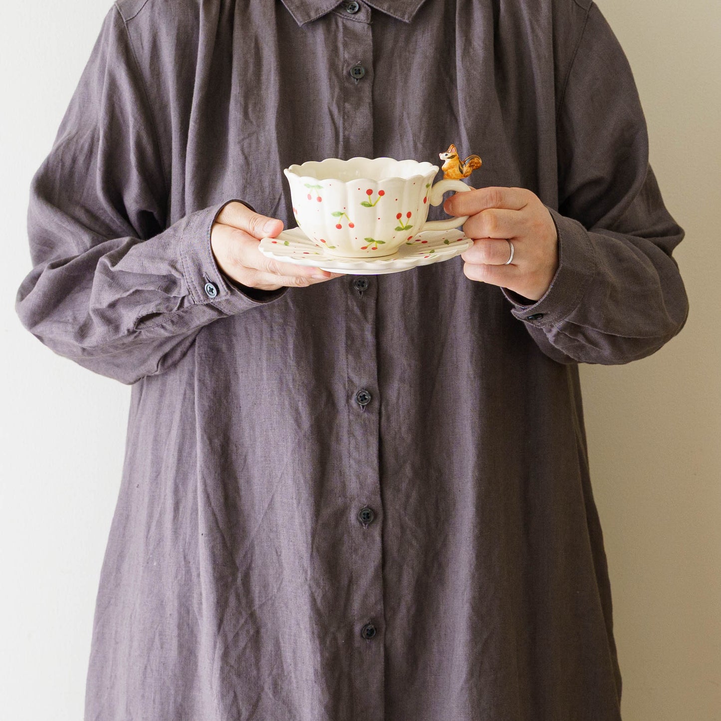 リスフリルティーカップ&ソーサー　さくらんぼ｜Sugar Poppo