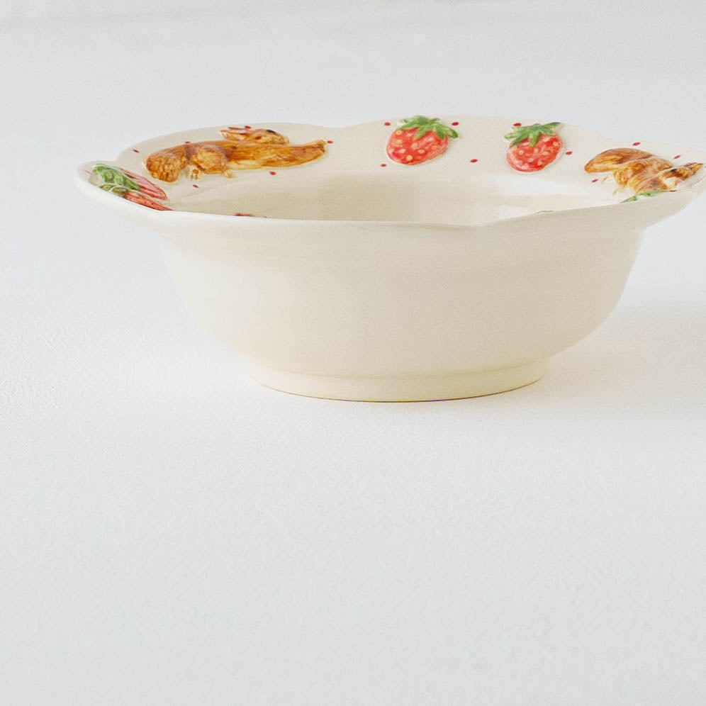 Bowl Hopping Squirrel little Strawberry S | Sugar Poppo