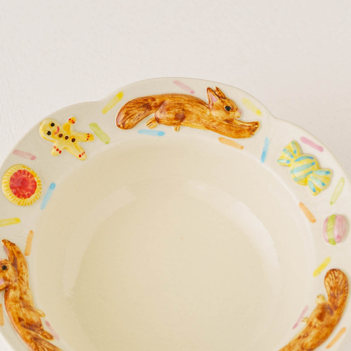 Bowl Hopping Squirrel Sweets S | Sugar Poppo