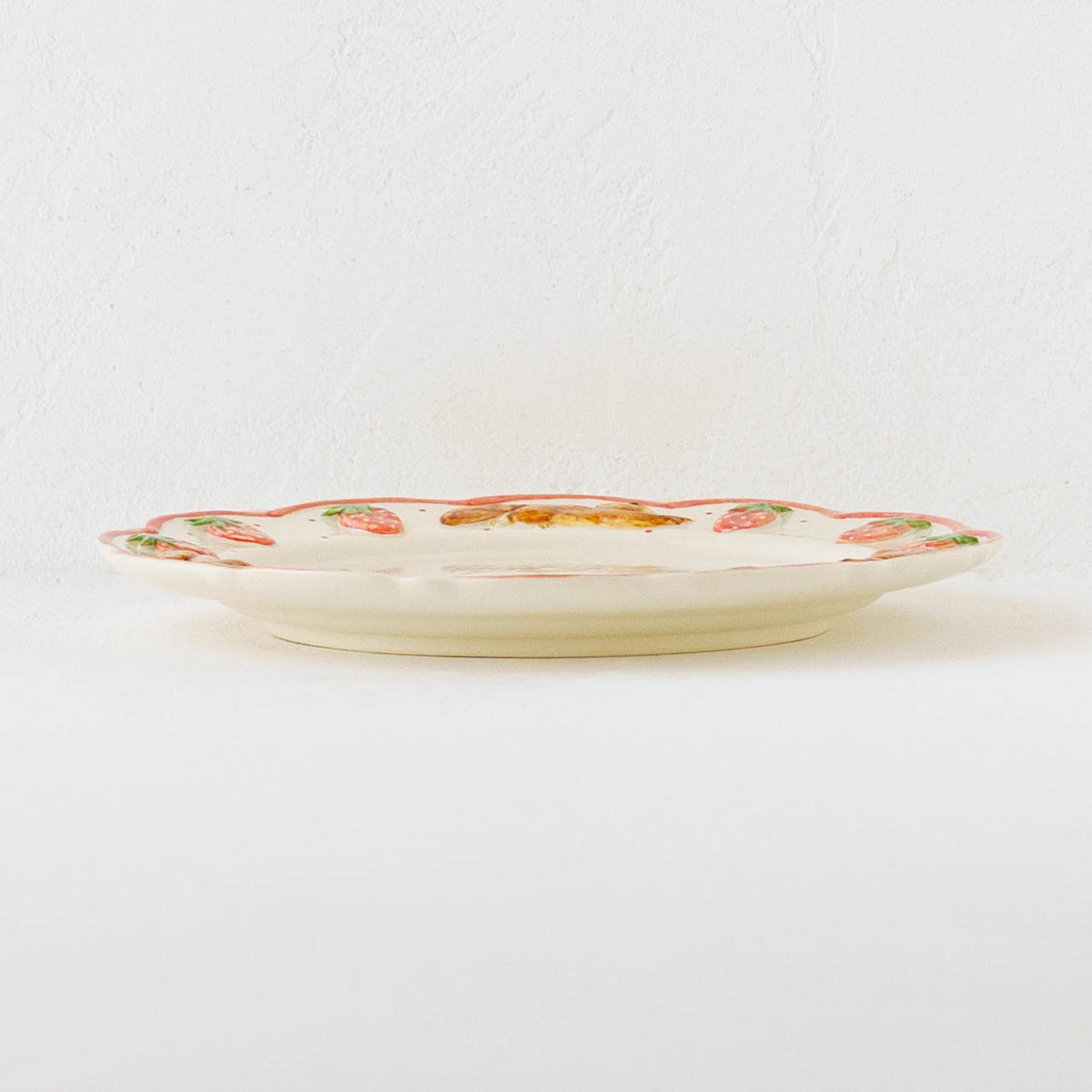 Plate Hopping Squirrel Strawberry M | Sugar Poppo
