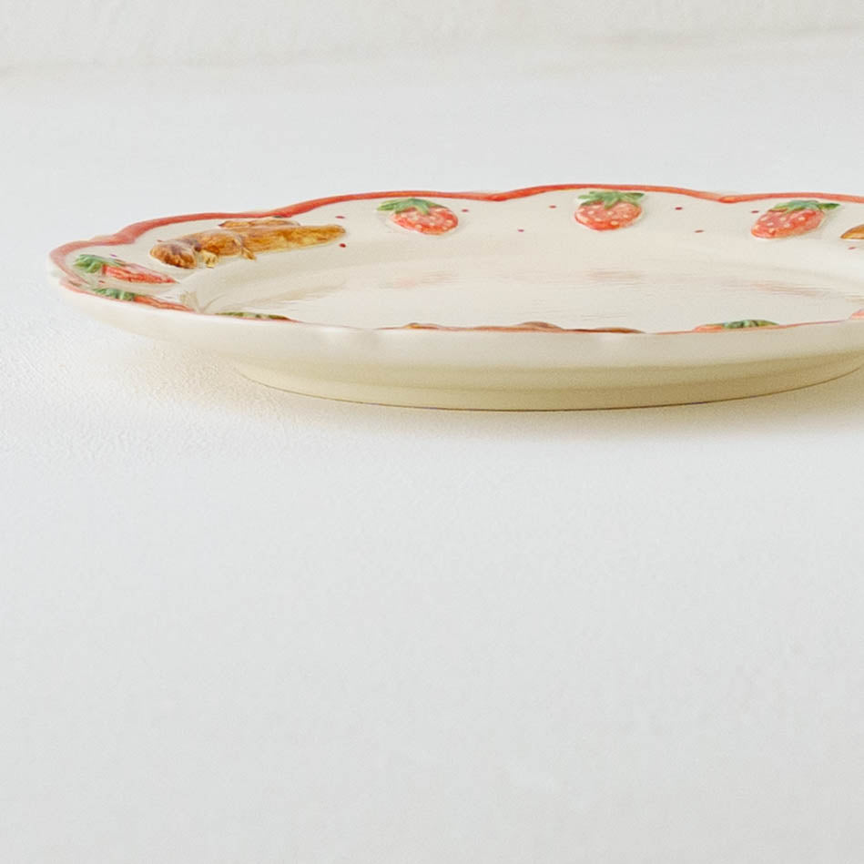 Plate Hopping Squirrel Strawberry M | Sugar Poppo