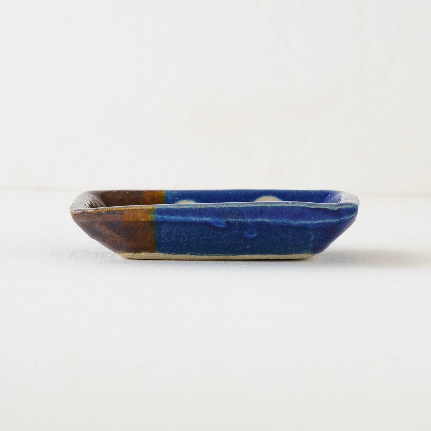 Small Square plate  dot pattern, blue | Wakaba Enokida, Enokida Kiln