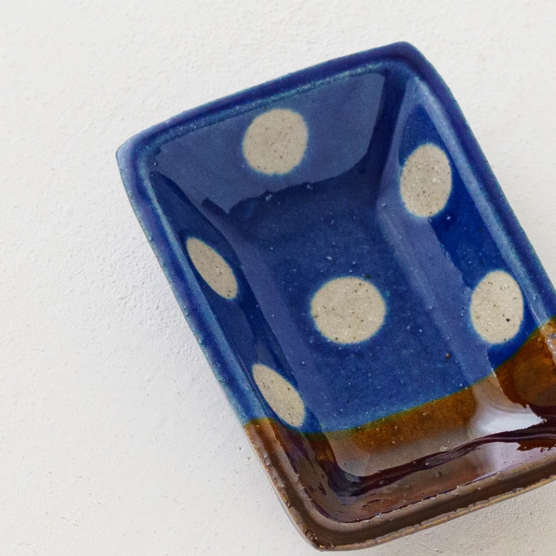Small Square plate  dot pattern, blue | Wakaba Enokida, Enokida Kiln