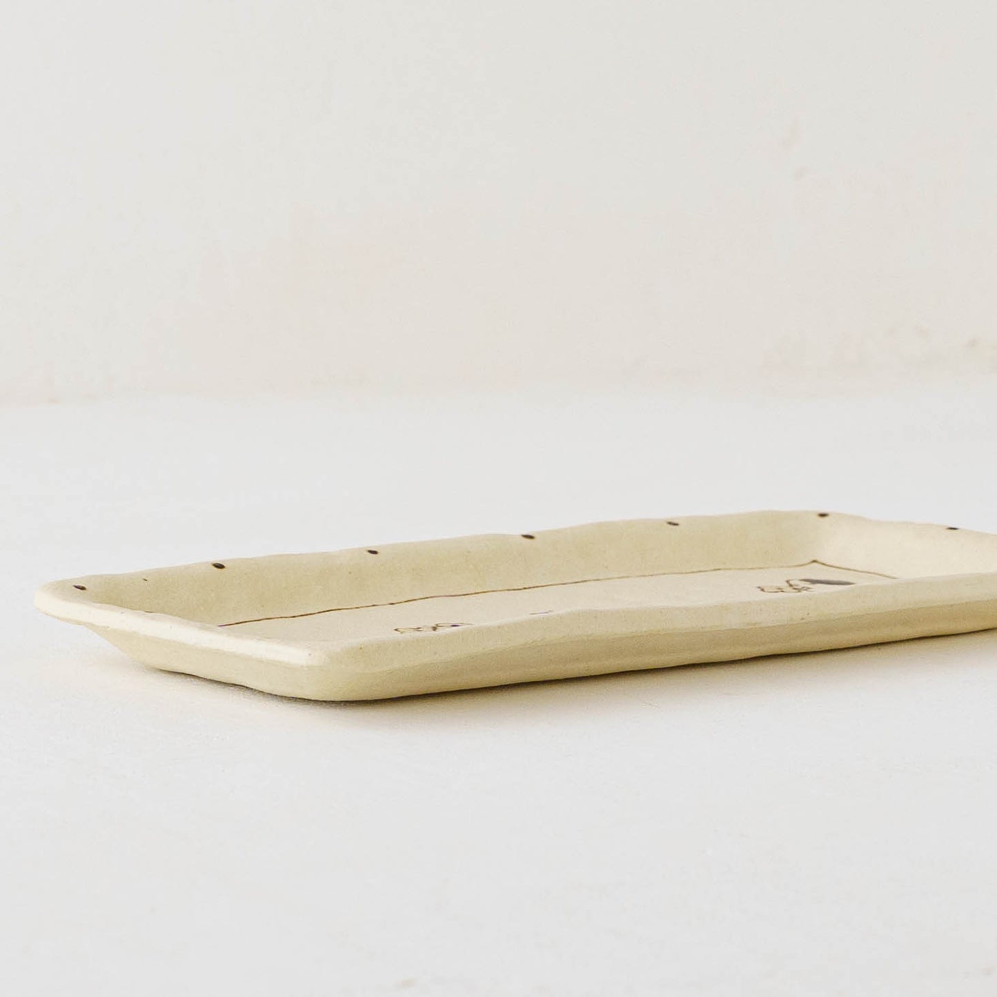 Tray L Elephant | Maruban Ceramics Factory