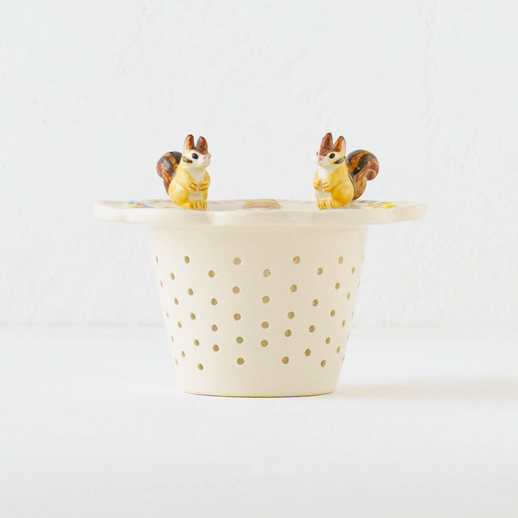 Strainer Squirrel Sweets | Sugar Poppo