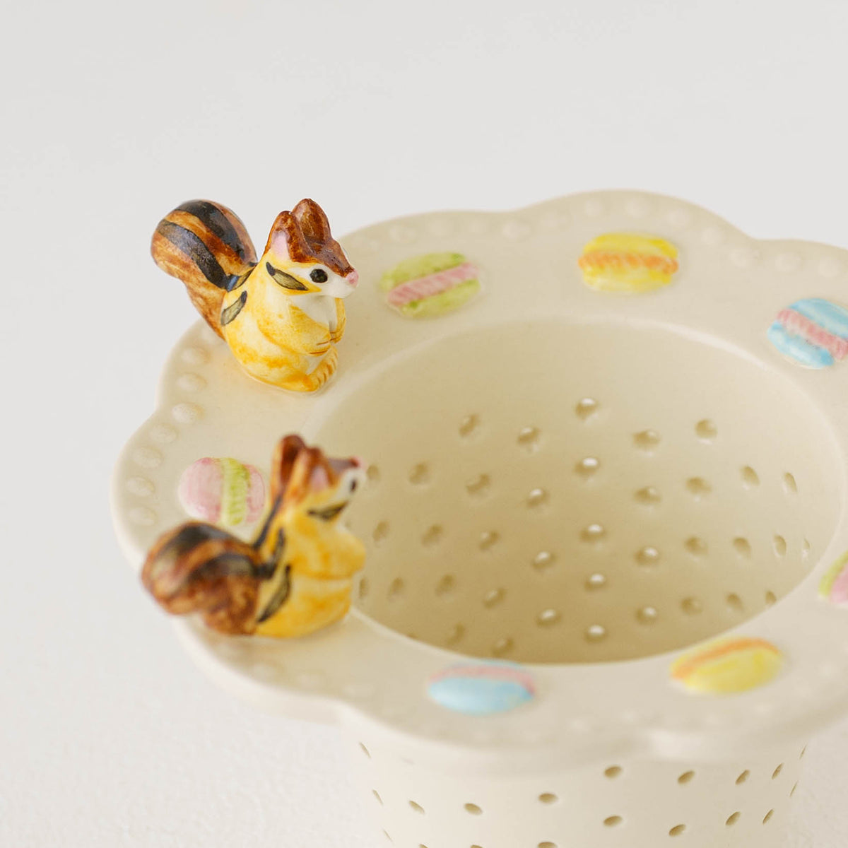Strainer Squirrel Sweets | Sugar Poppo