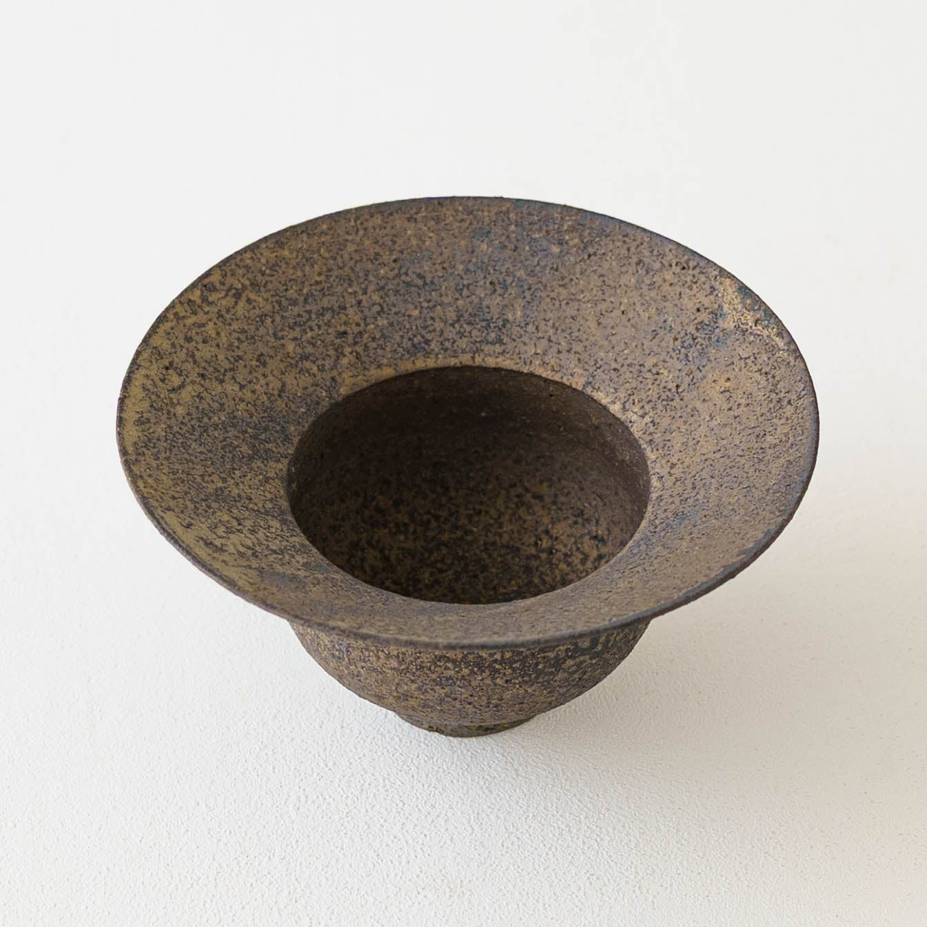 Bowl rim S brown | Sakiko Tomibe