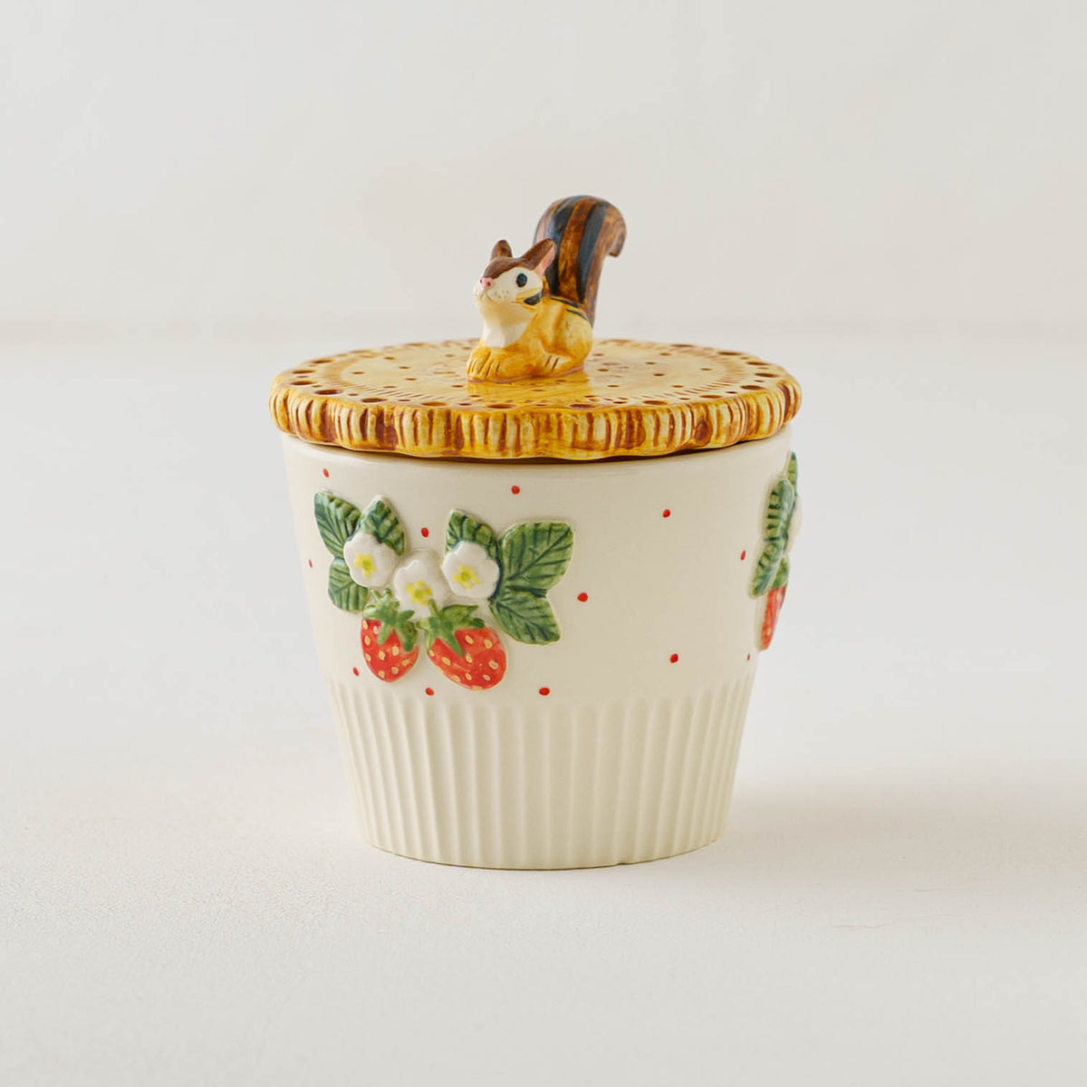 Biscuit Cup Sitting Squirrel Strawberry | Sugar Poppo