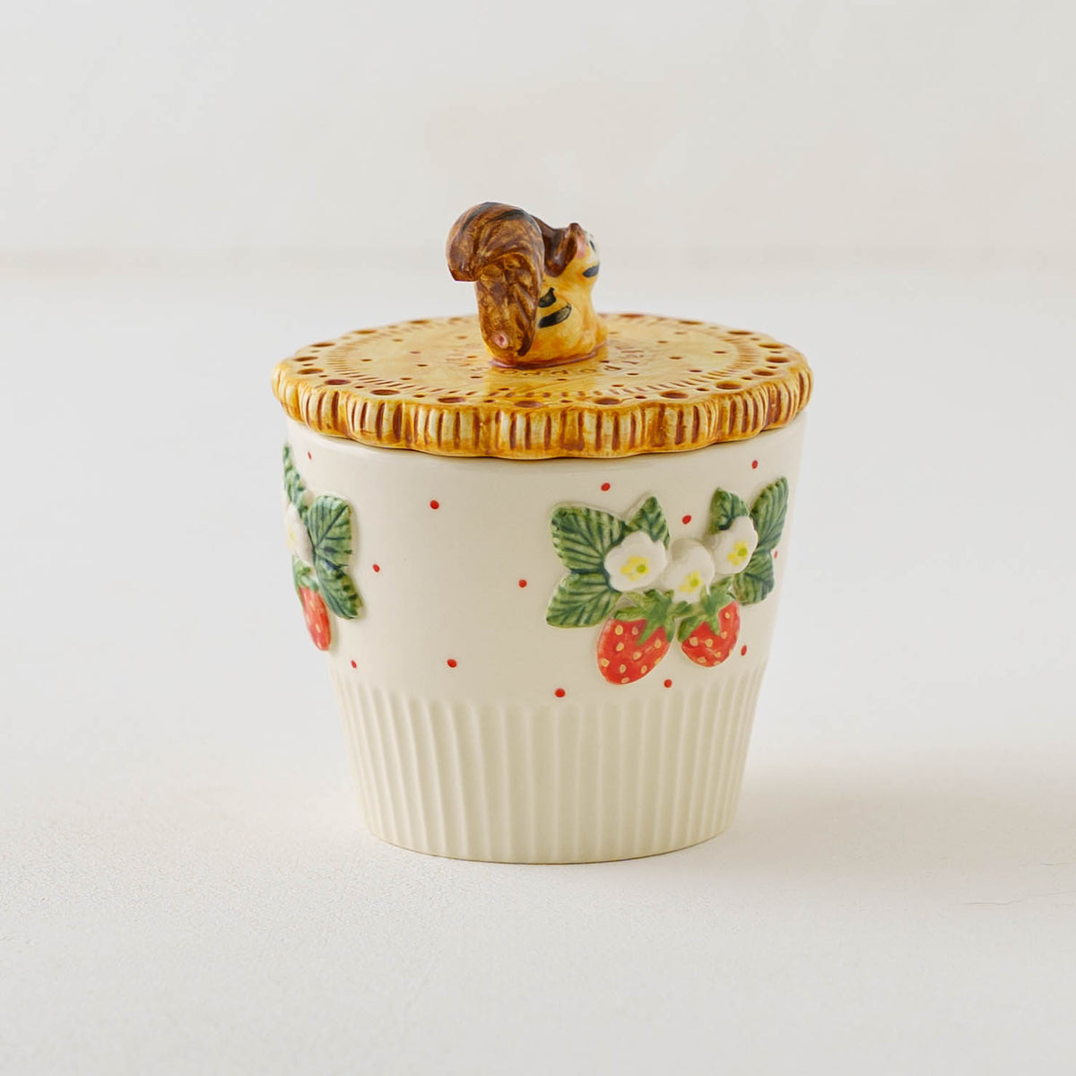 Biscuit Cup Sitting Squirrel Strawberry | Sugar Poppo